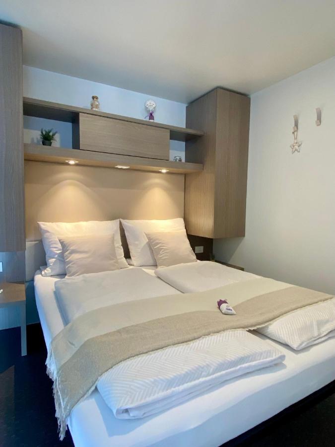 Mobile Homes Malu บีโอกราดนาโมรู ภายนอก รูปภาพ