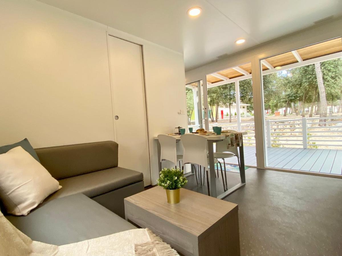 Mobile Homes Malu บีโอกราดนาโมรู ภายนอก รูปภาพ