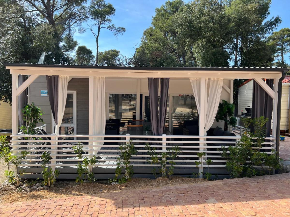 Mobile Homes Malu บีโอกราดนาโมรู ภายนอก รูปภาพ