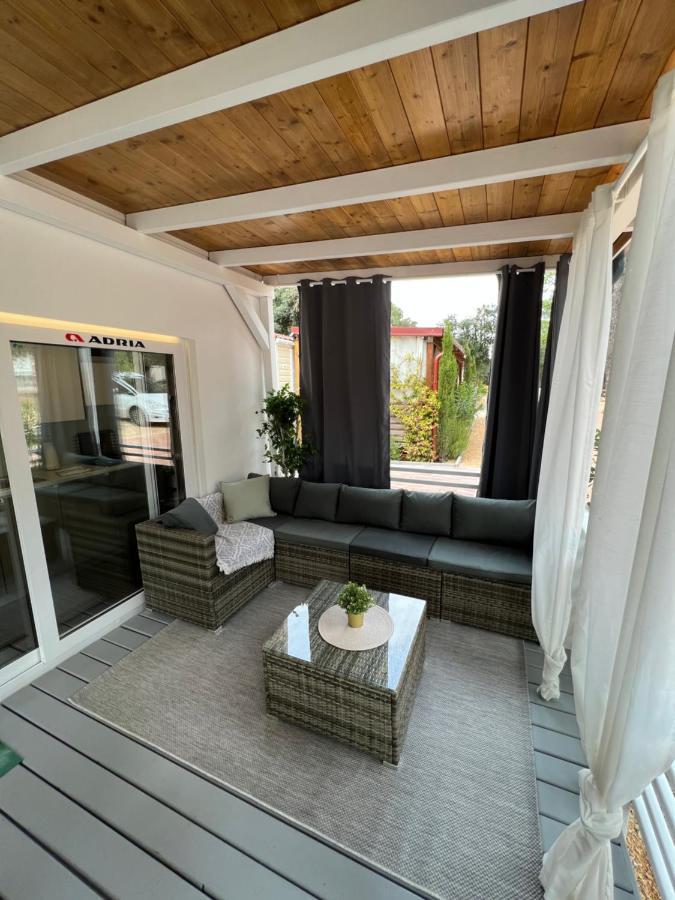Mobile Homes Malu บีโอกราดนาโมรู ภายนอก รูปภาพ